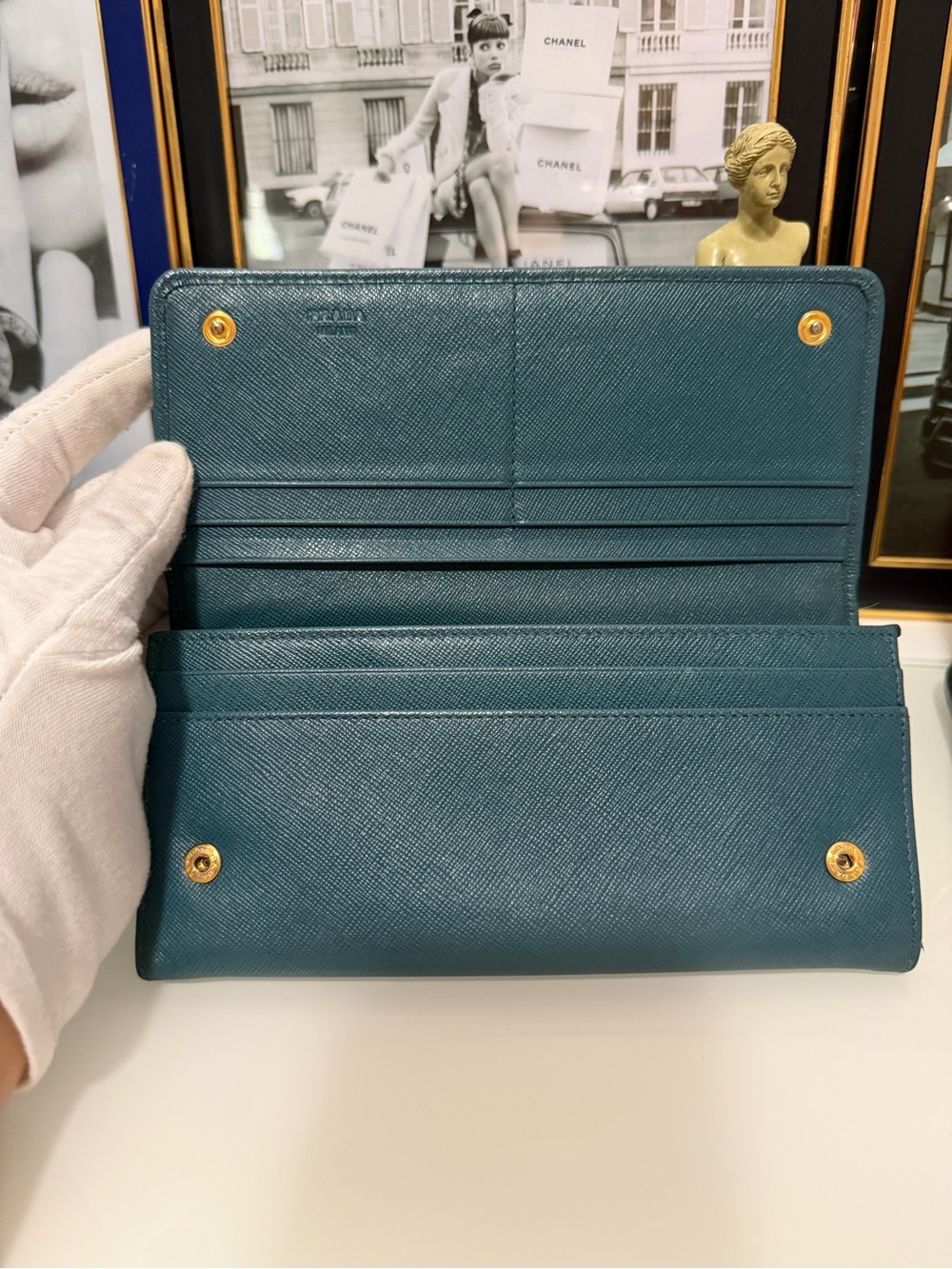 Authentic Prada Saffiano Leather wallet with free chain & COA ❤️ - Picture 7 of 15